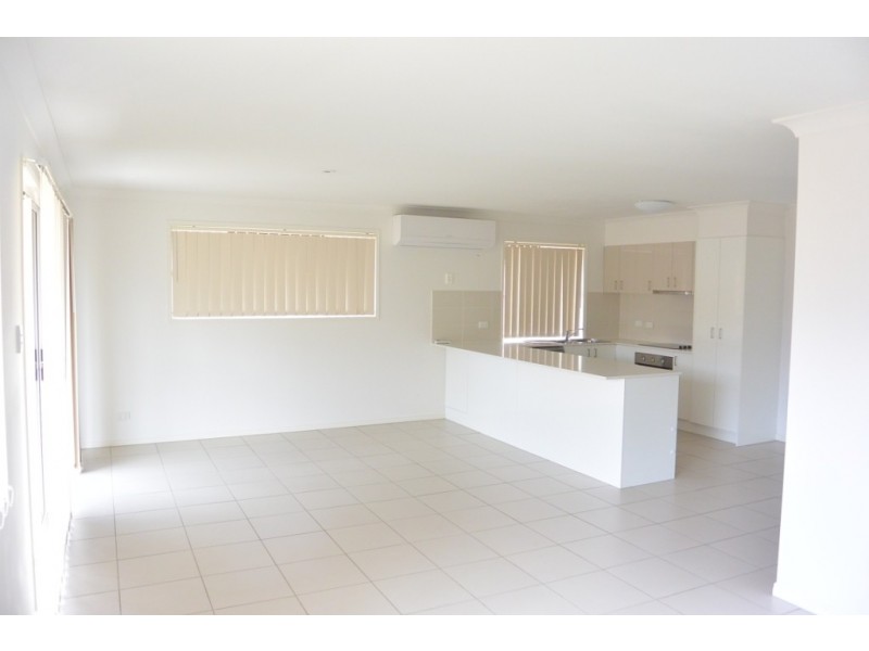 3 Phoebe Way, Beaudesert QLD 4285