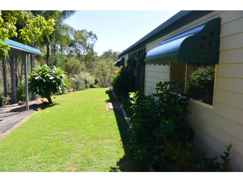 102 Boomerang Dr, Kooralbyn QLD 4285