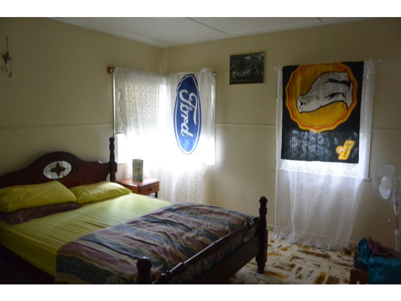 12 Kamarooka St, Beaudesert QLD 4285