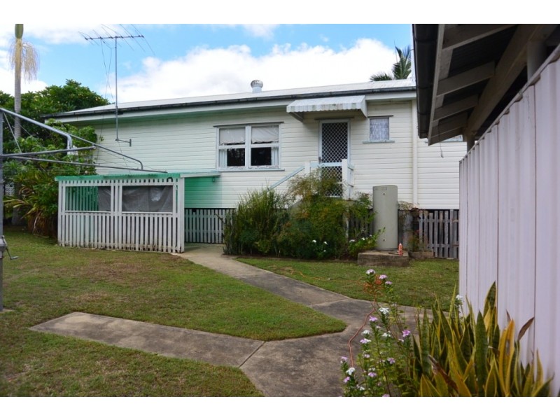 12 Kamarooka St, Beaudesert QLD 4285