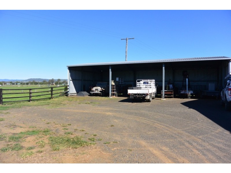 13 Kerwin Rd, Beaudesert QLD 4285