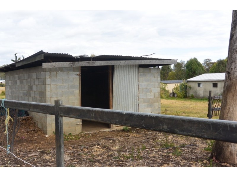 77 Brolga Rd, Beaudesert QLD 4285