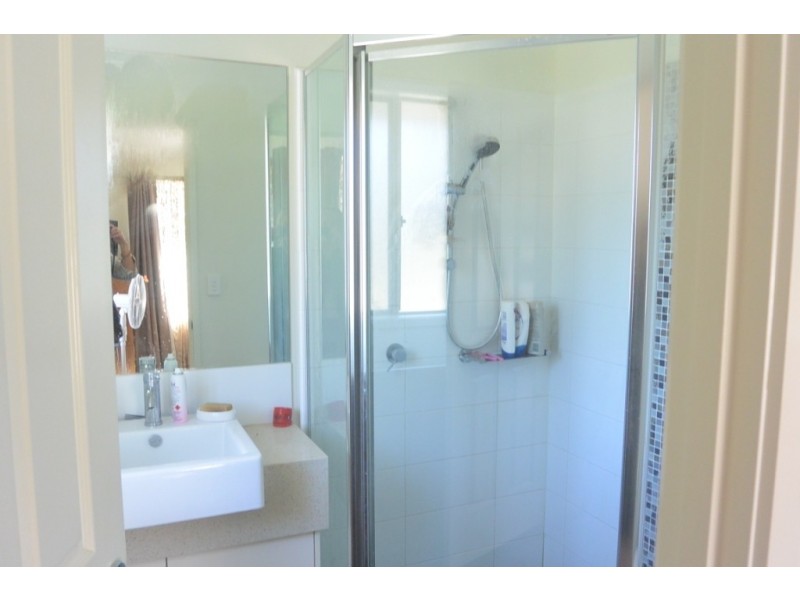 1-3 Charles Cl, Kooralbyn QLD 4285
