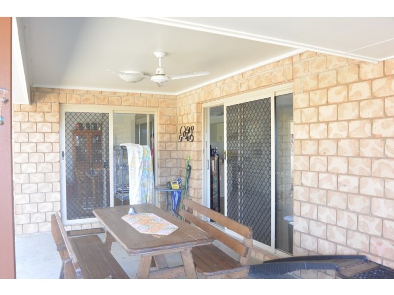 1-3 Charles Cl, Kooralbyn QLD 4285