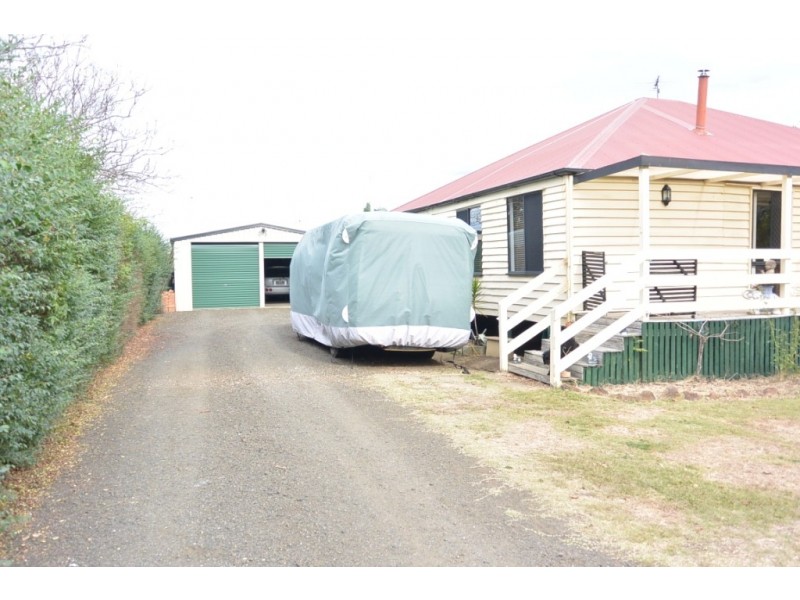 19 Birnam St, Beaudesert QLD 4285