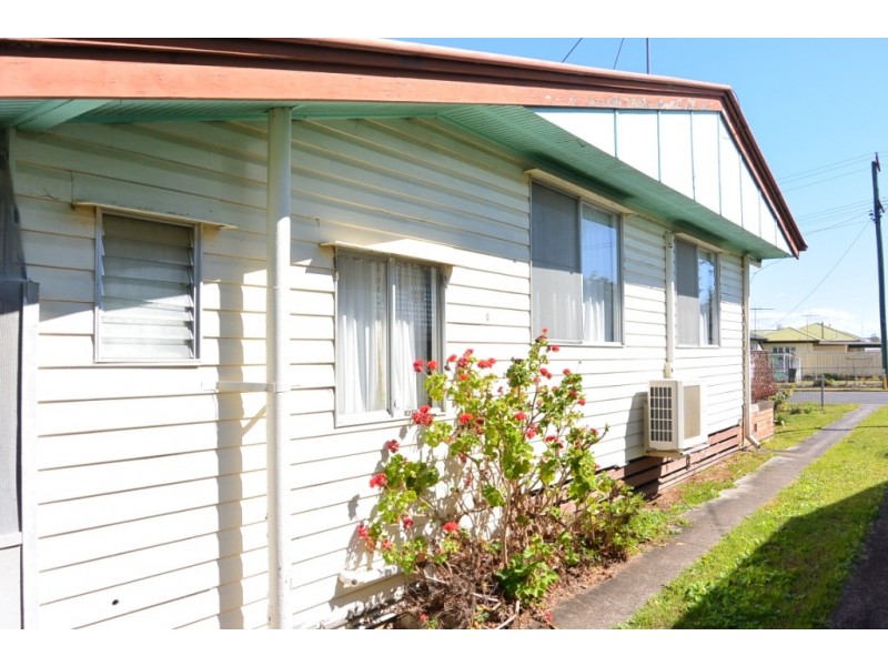 11 Hart St, Beaudesert QLD 4285