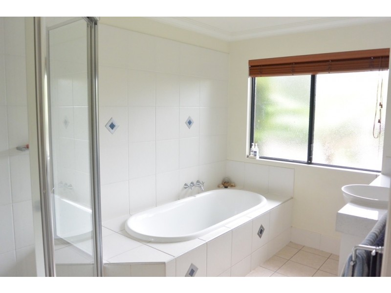 126 Brooklands Dr, Beaudesert QLD 4285