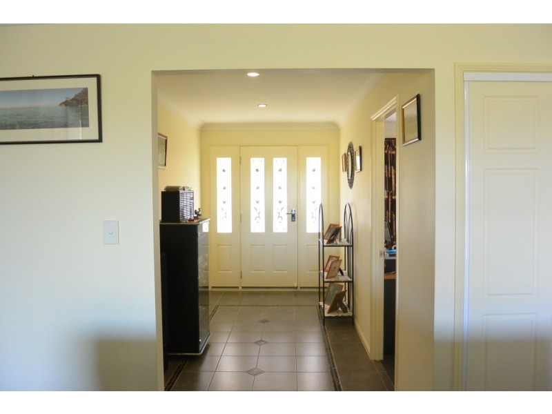 3 Braeside Ct, Boonah QLD 4310