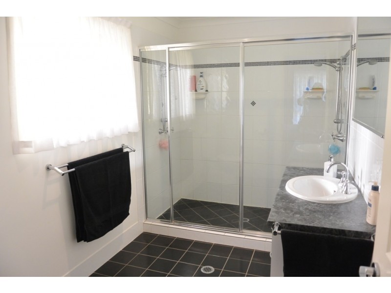 3 Braeside Ct, Boonah QLD 4310
