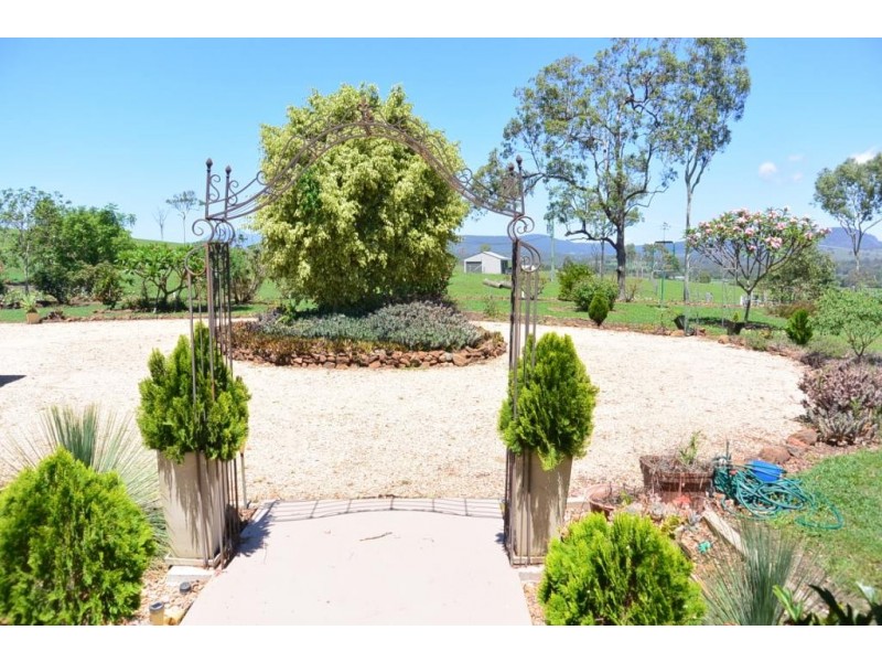 208 Oaky Creek Road, Beaudesert QLD 4285