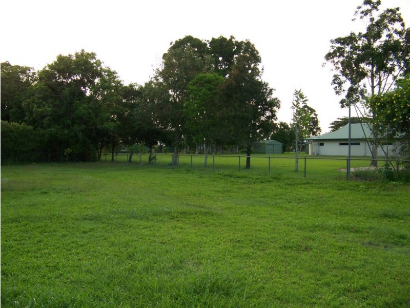 17 Nielsen St, Aloomba QLD 4871