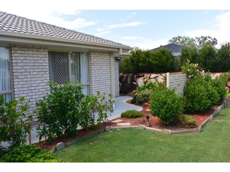13 Hillside Cres, Beaudesert QLD 4285
