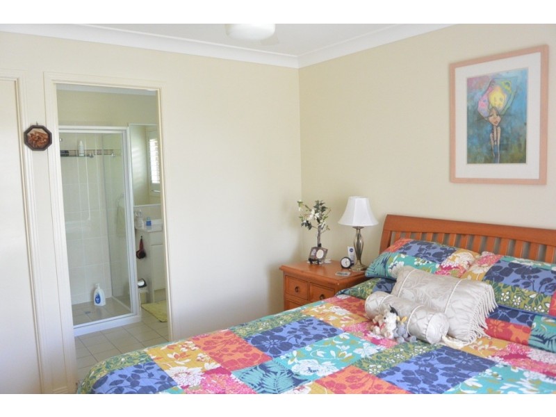 13 Hillside Cres, Beaudesert QLD 4285