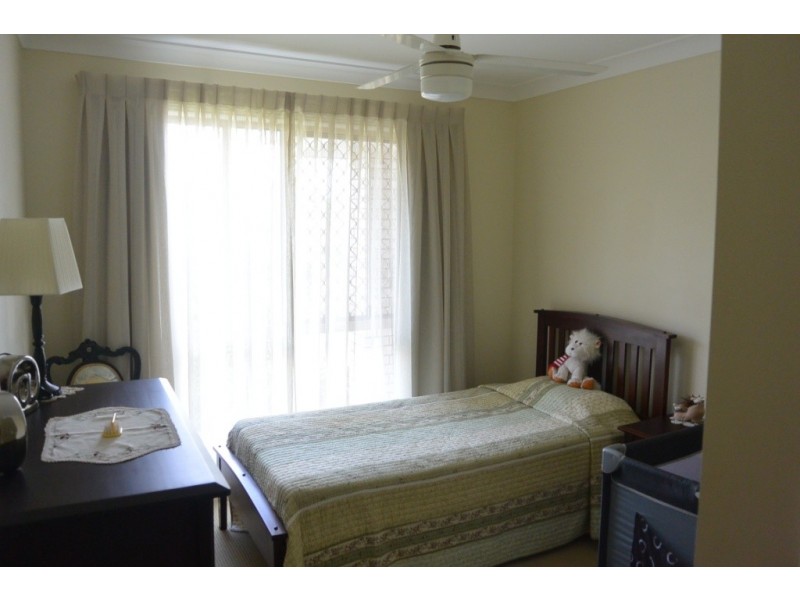 13 Hillside Cres, Beaudesert QLD 4285