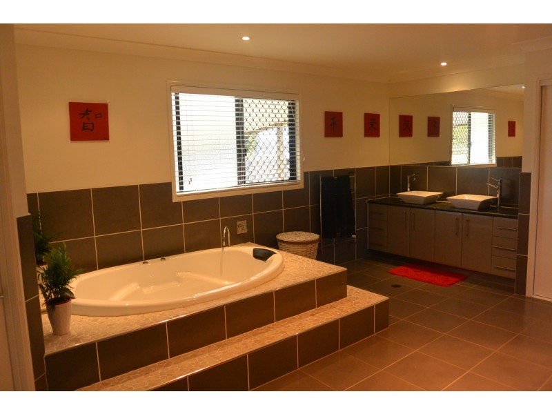 384 Veresdale School Scrub Road, Veresdale Scrub QLD 4285