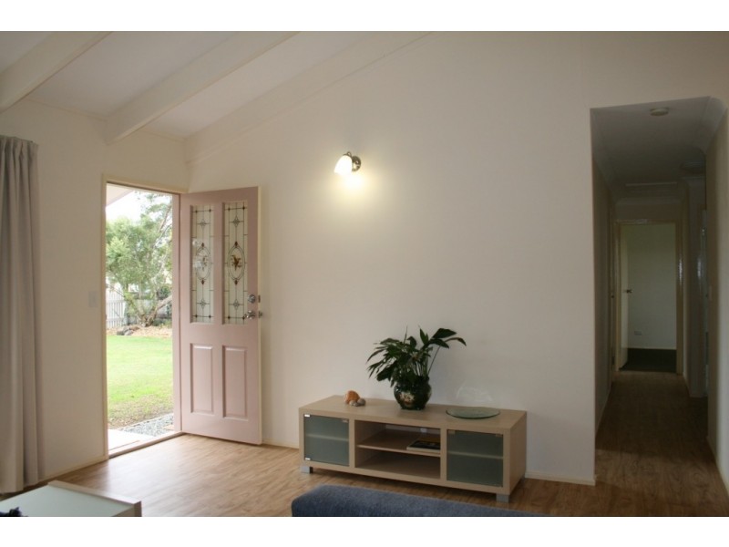8 Orchid Drive, Beaudesert QLD 4285