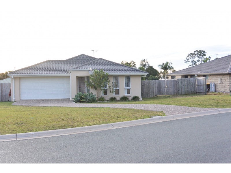 11 Hugo Drive, Beaudesert QLD 4285