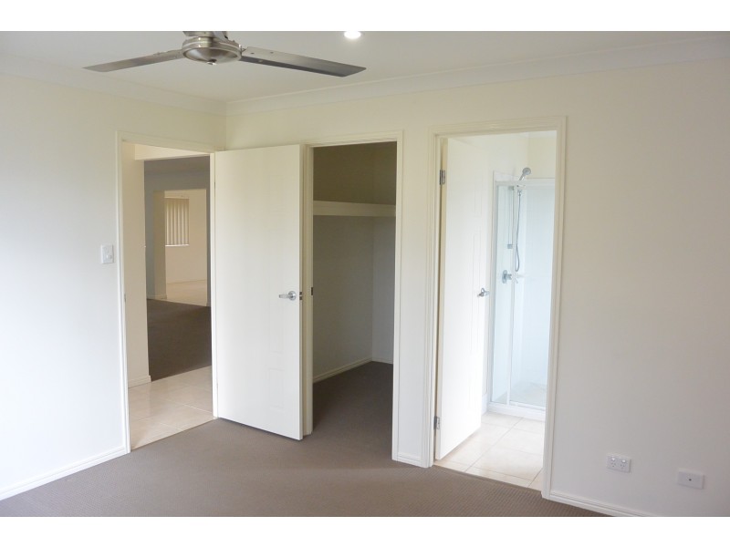 10 Phoebe Way, Beaudesert QLD 4285