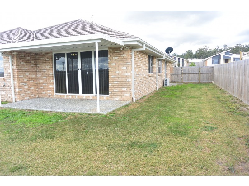 10 Phoebe Way, Beaudesert QLD 4285