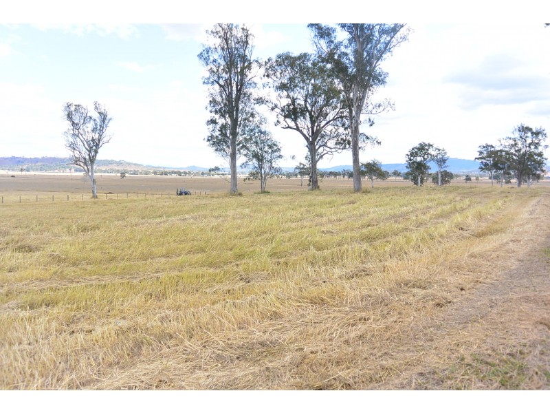 12 Cryna Road, Beaudesert QLD 4285