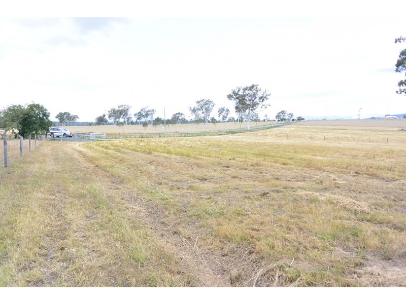 12 Cryna Road, Beaudesert QLD 4285