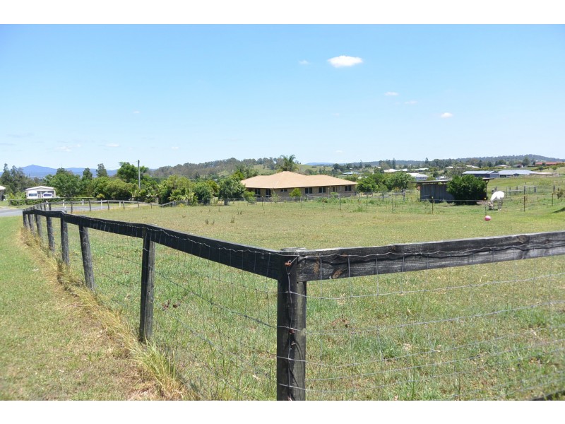 27-37 Glycine Court, Beaudesert QLD 4285