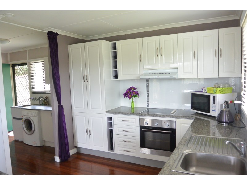 26 Hargrave Street, Rathdowney QLD 4287