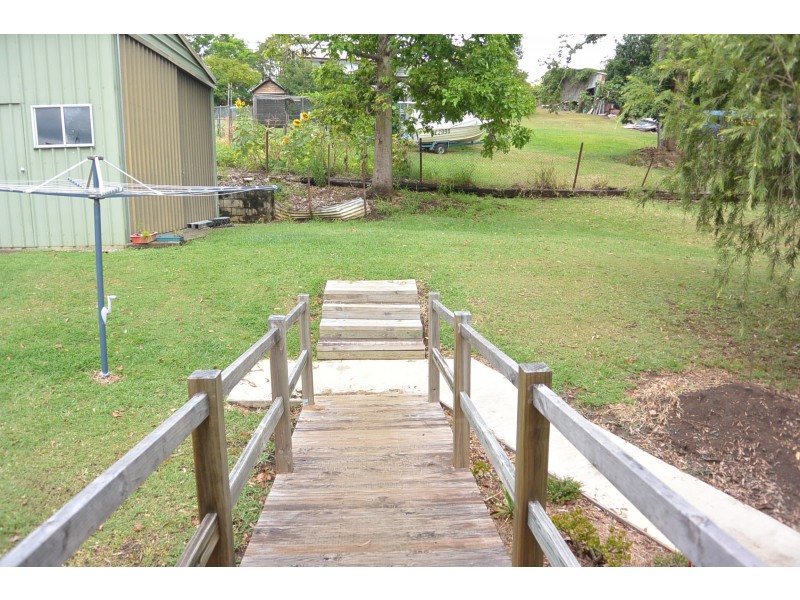 26 Hargrave Street, Rathdowney QLD 4287