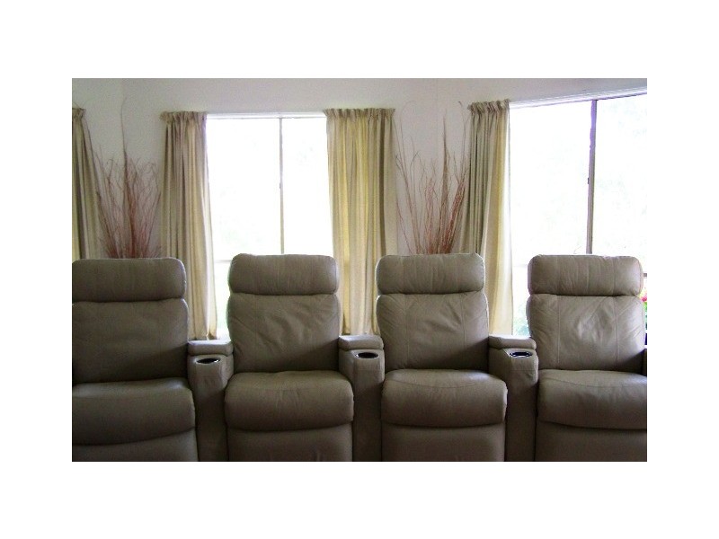 73 WHITE PLACE, Kooralbyn QLD 4285