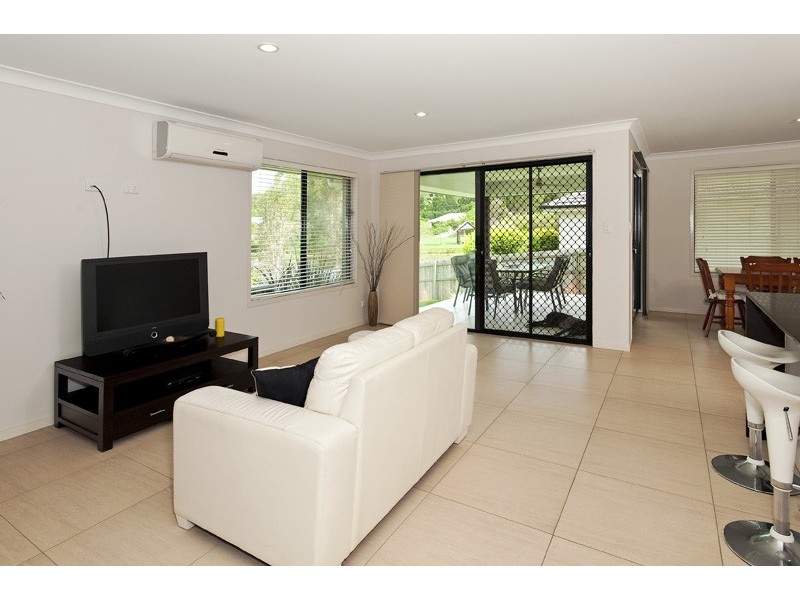 36 Petigrain Avenue, Palmwoods QLD 4555