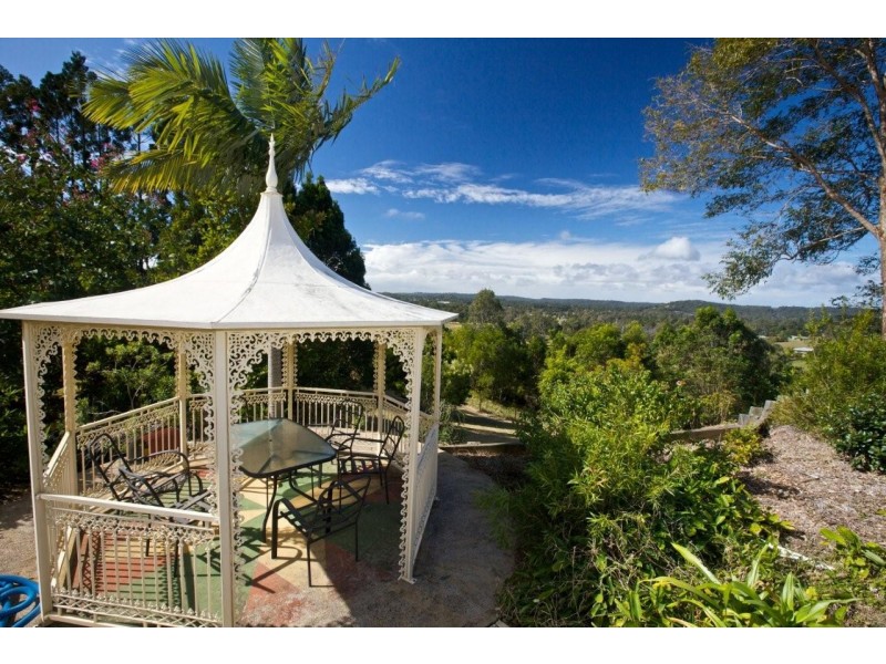 Hunchy QLD 4555
