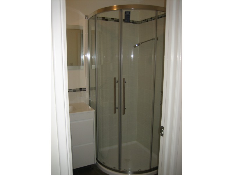 5/11 ELVIRE STREET, Midland WA 6056