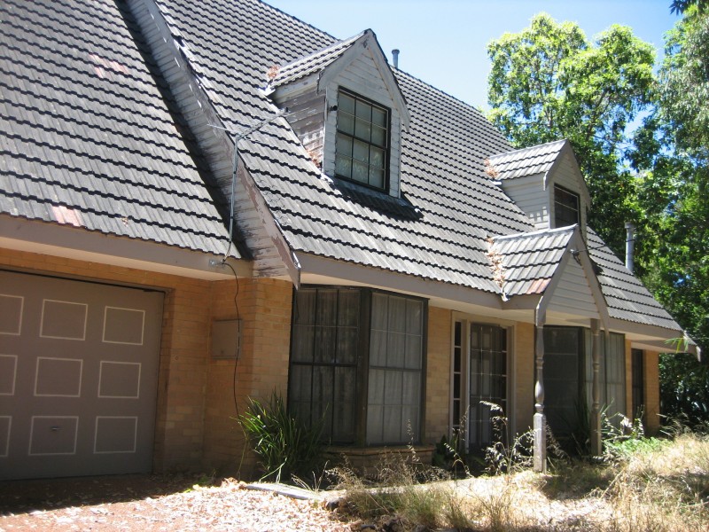 5 REDDY AVENUE, Mundaring WA 6073