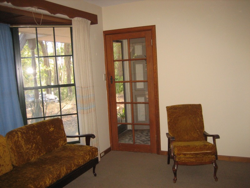 5 REDDY AVENUE, Mundaring WA 6073