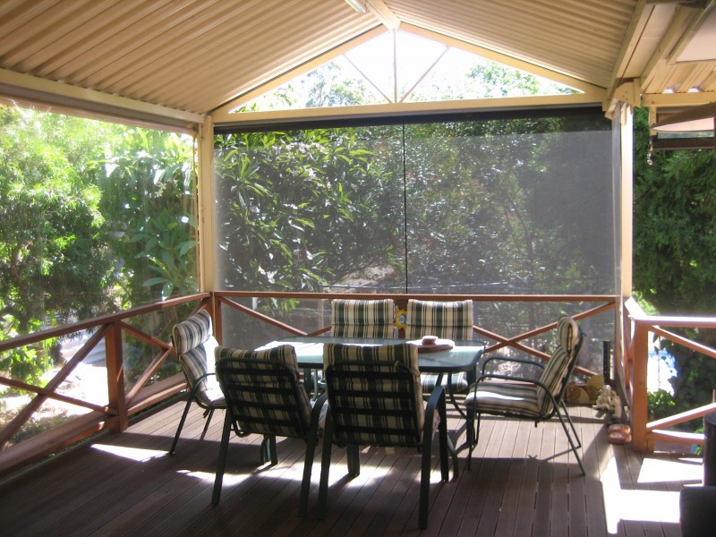 2 WOODBRIDGE DRIVE, Greenmount WA 6056
