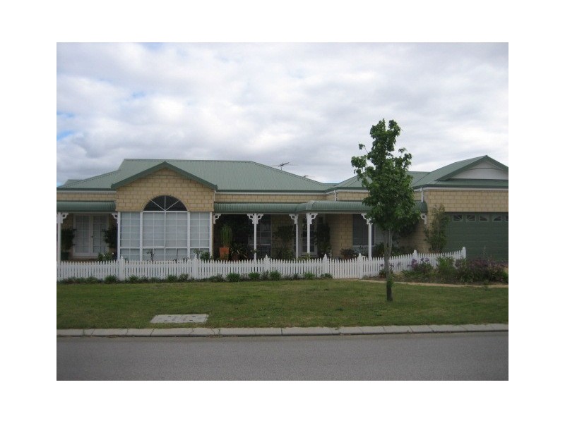 1 BEROONA PLACE, Jane Brook WA 6056