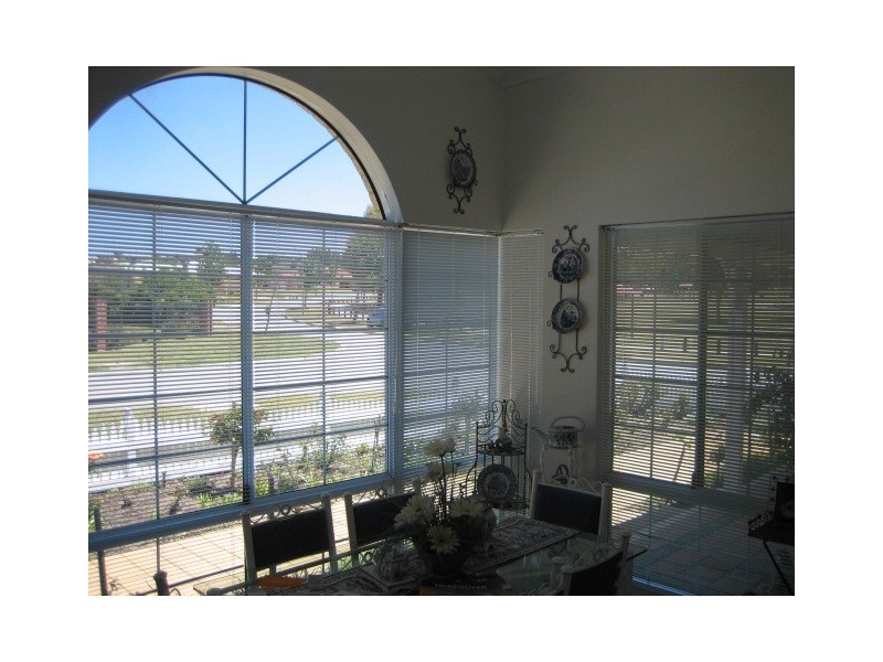 1 BEROONA PLACE, Jane Brook WA 6056