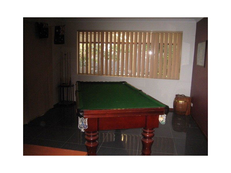 37 Markham Way, Swan View WA 6056