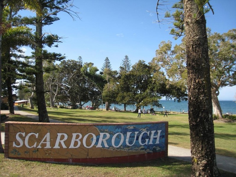 57 Landsborough Avenue, Scarborough QLD 4020
