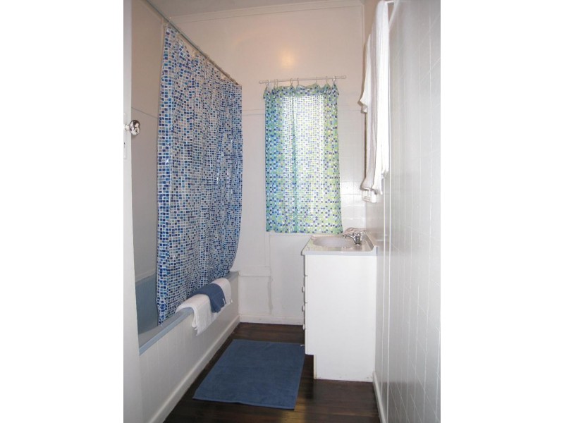 50 Collins Street, Woody Point QLD 4019