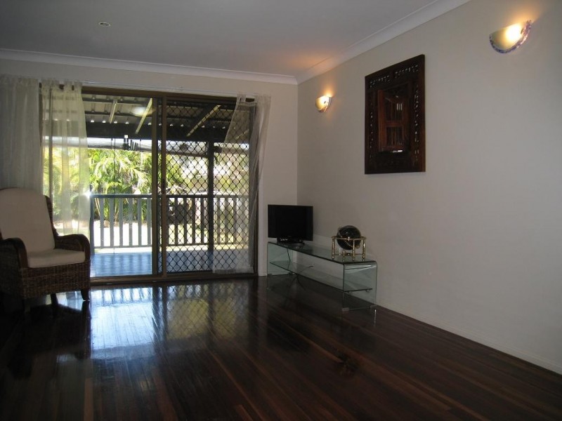 21 Frank Street, Scarborough QLD 4020