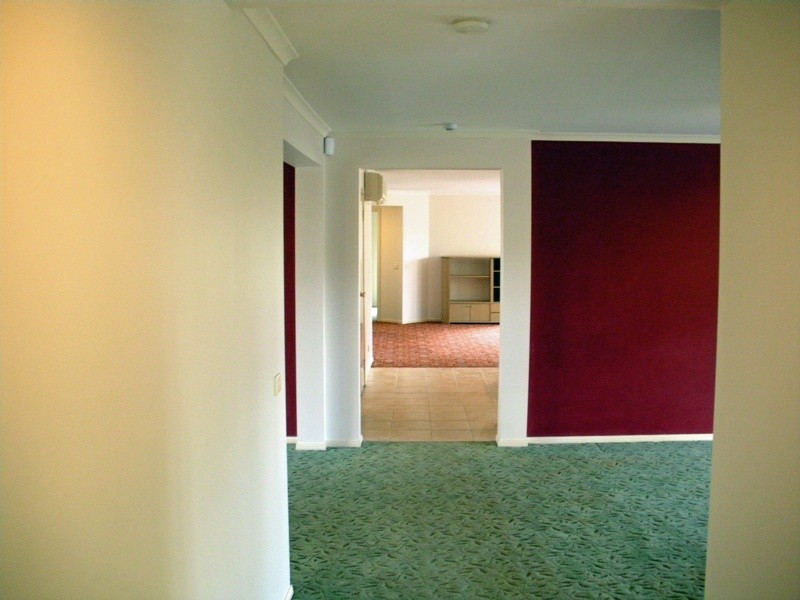 68 fullwood drive, Sunbury VIC 3429