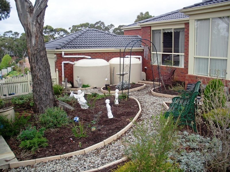 68 fullwood drive, Sunbury VIC 3429