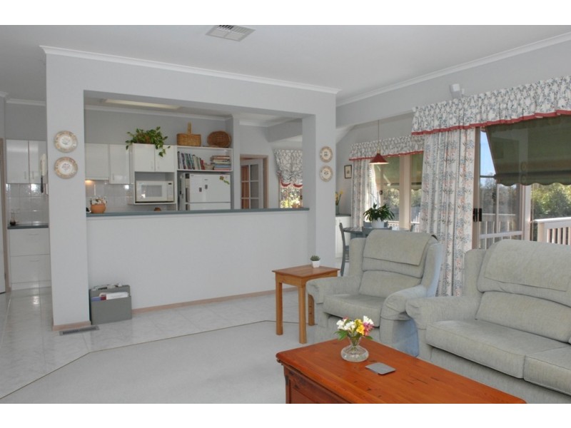 49 Yellowgum Blyd, Sunbury VIC 3429