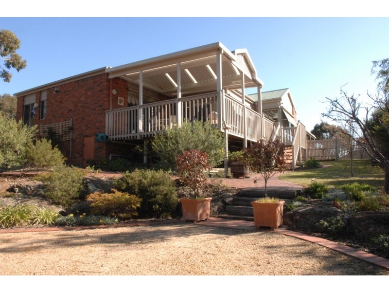 49 Yellowgum Blyd, Sunbury VIC 3429