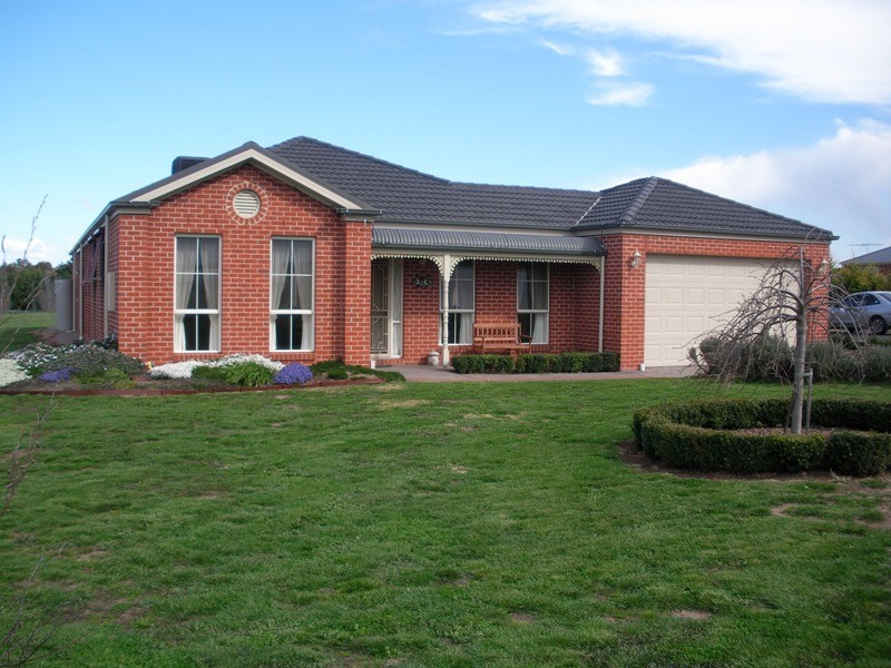 56 Stuartfield Avenue, Romsey VIC 3434