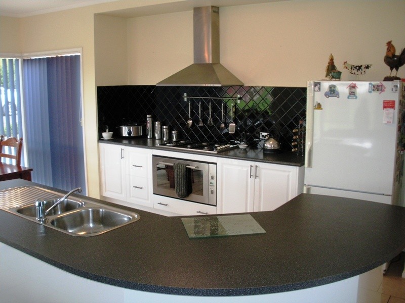 56 Stuartfield Avenue, Romsey VIC 3434