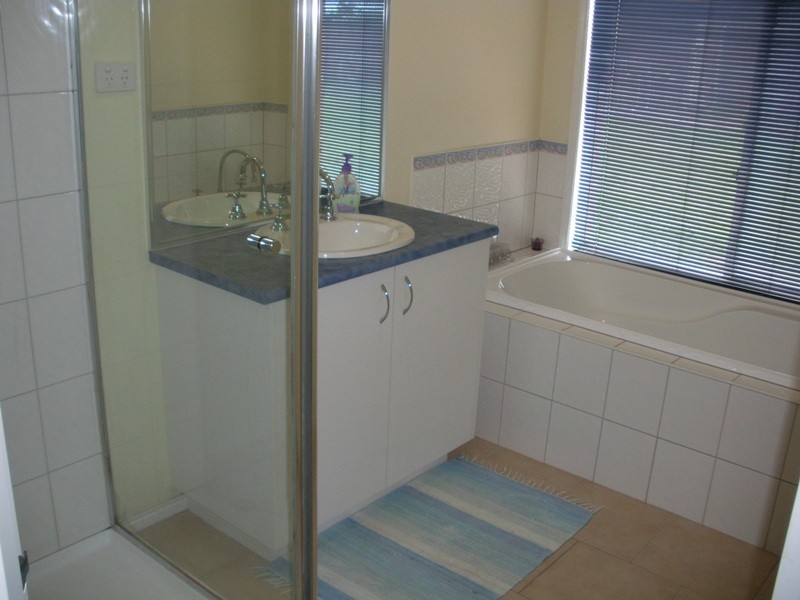 56 Stuartfield Avenue, Romsey VIC 3434