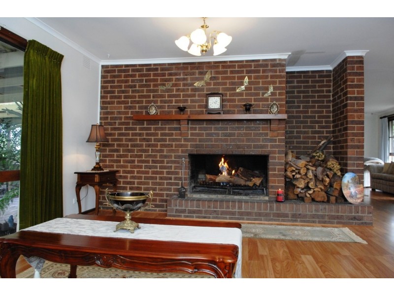 166 Kilmore Road, Gisborne VIC 3437