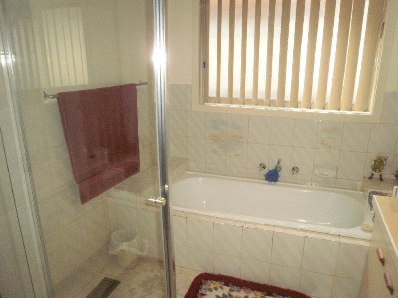 3 Phillip Drive, Sunbury VIC 3429